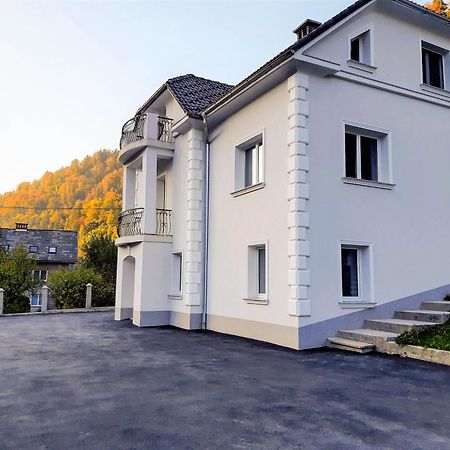 Villa Hillside Apartment Jesenice Kültér fotó