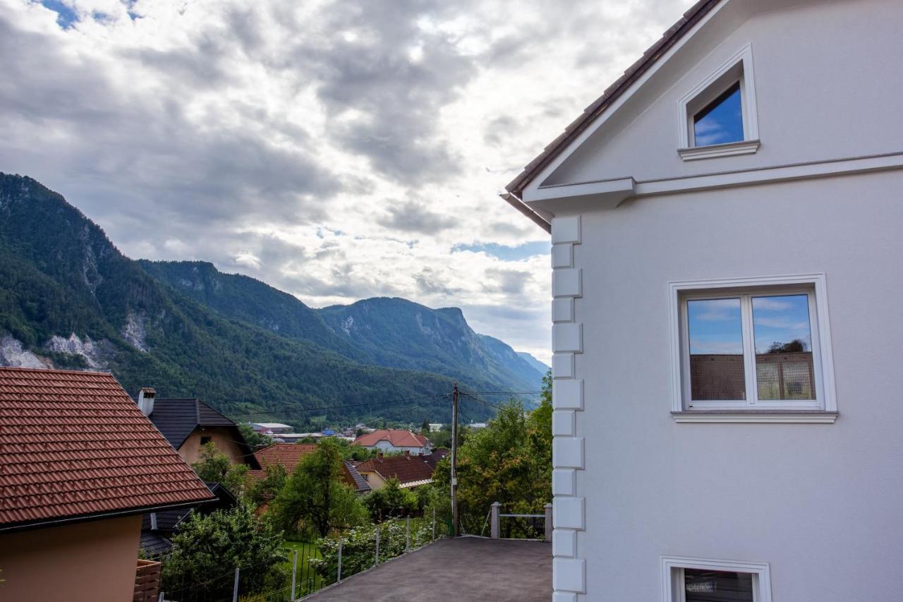 Villa Hillside Apartment Jesenice Kültér fotó