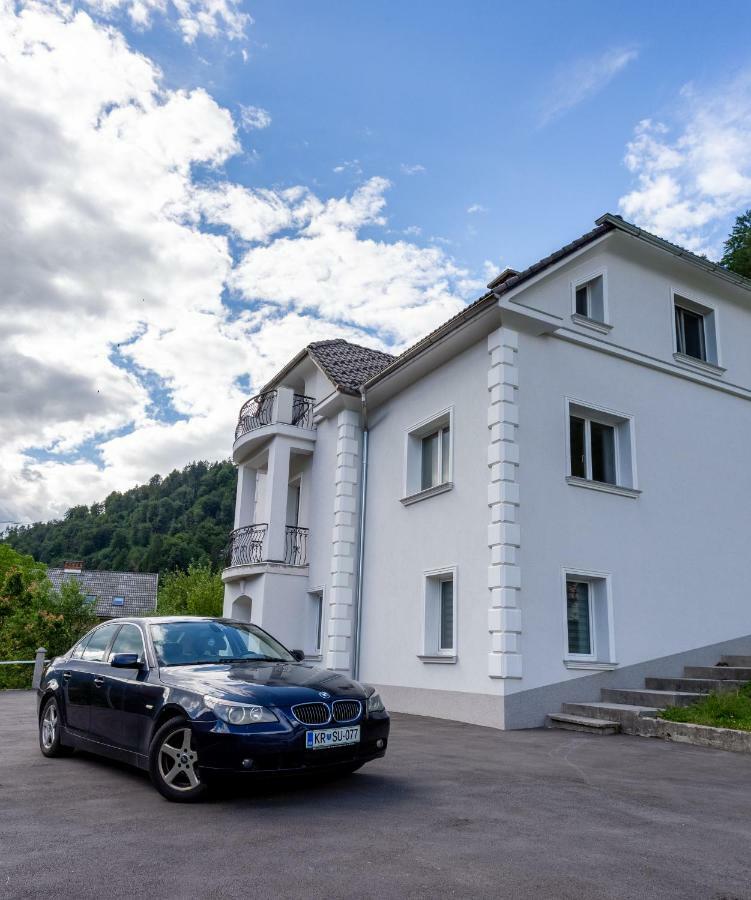 Villa Hillside Apartment Jesenice Kültér fotó