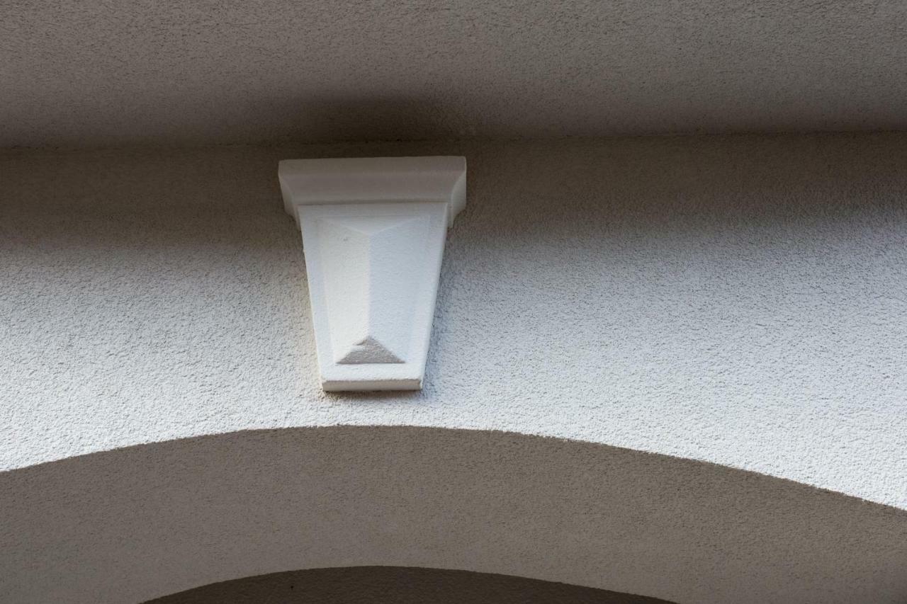 Villa Hillside Apartment Jesenice Kültér fotó